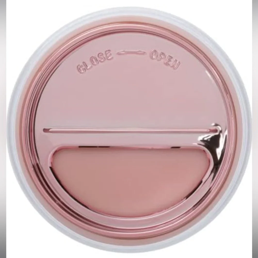 Jeffree Star Natural Powder